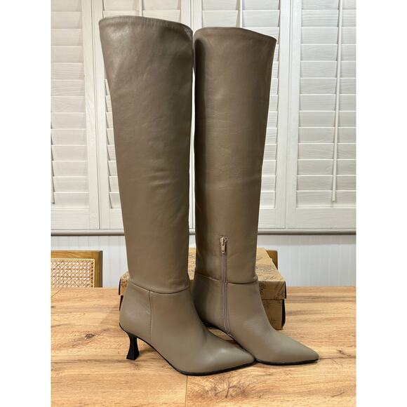 Free People Rocky Slouch Boots Grey/Nickel Leather Sz 6 US 36 EU NIB Modern Chic - Picture 2 of 16